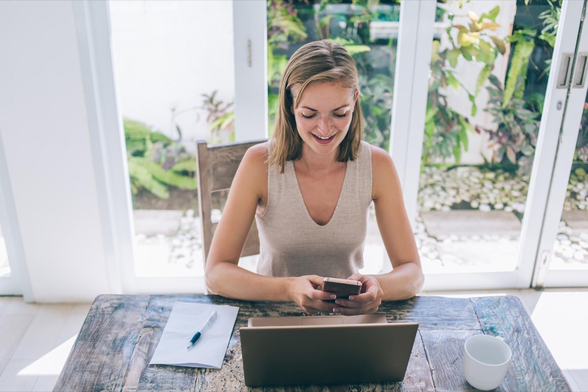 Buy, sell, and rent with confidence on Floatin